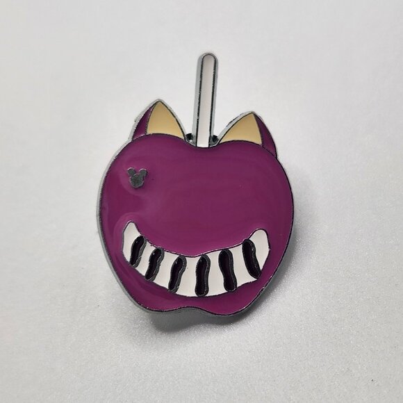 Disney Pin Candy Apple Cheshire Cat Alice In Wonderland Hidden Mickey 2014 - Picture 1 of 4